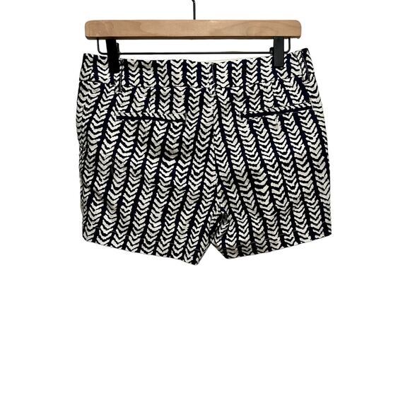 Kenar Shorts Women Size 2 Blue Geometric Pattern Chino Casual Flat Front - Picture 2 of 5